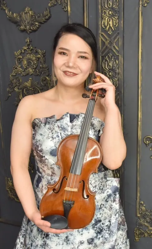 寺島貴恵（ヴァイオリン）