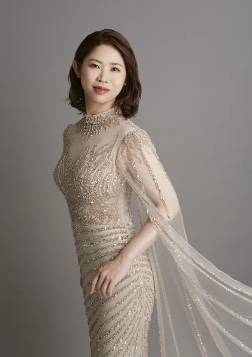 楠野麻衣